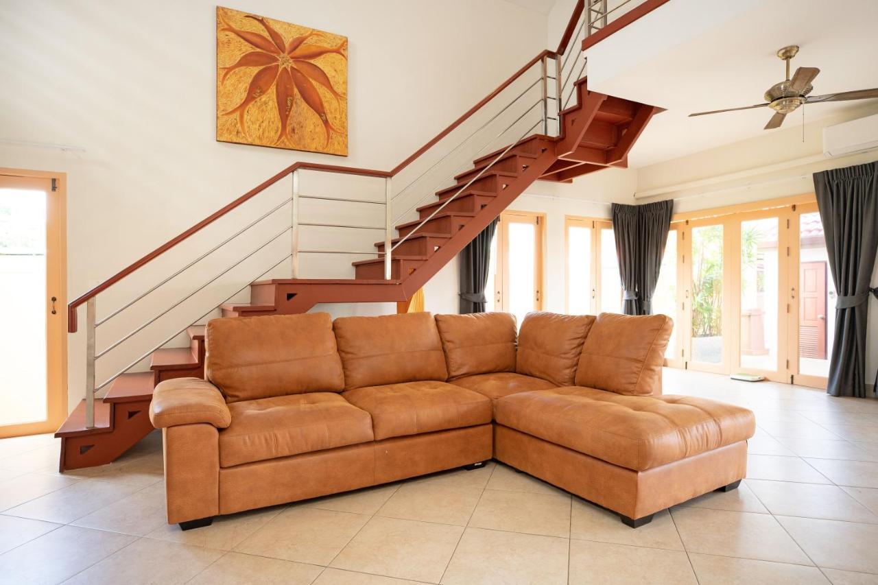 Villa Felicity Rawai Esterno foto